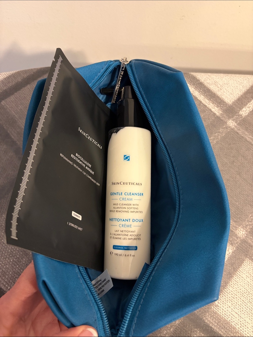 Skinceuticals Gentle Cleanser Cream 6.4 oz + Biocellulose Masque & Bag New - Picture 2 of 4